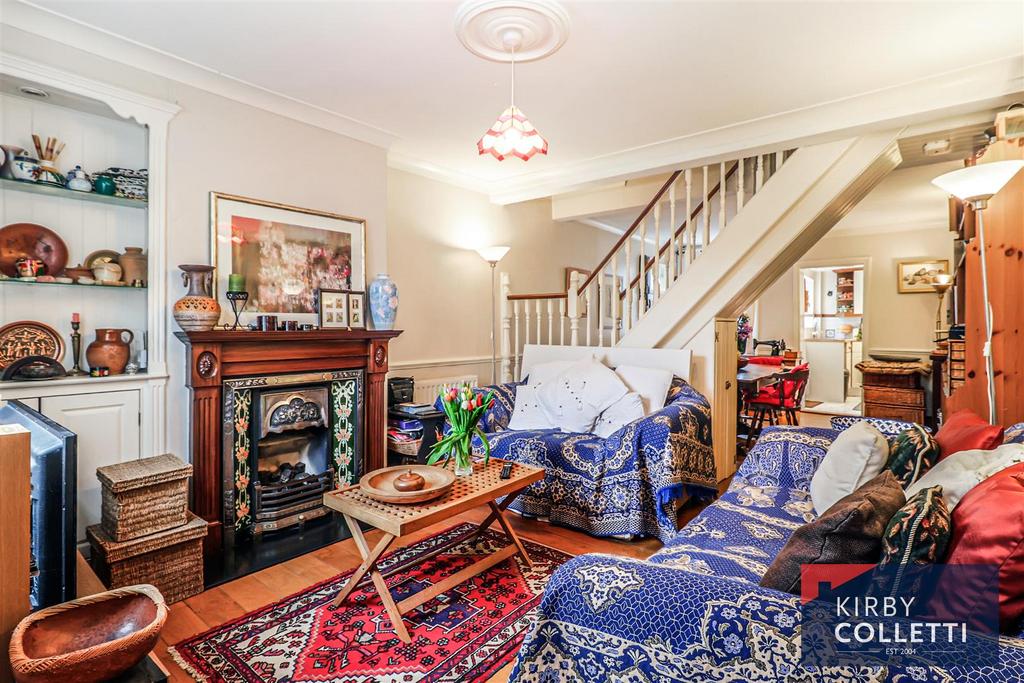 Lounge/dining room