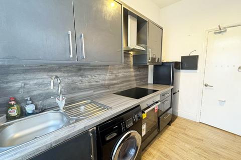 undefined, LEEDS LS6