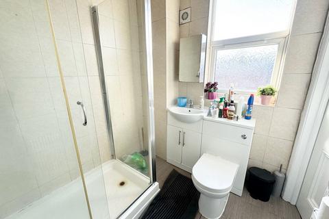 undefined, LEEDS LS6