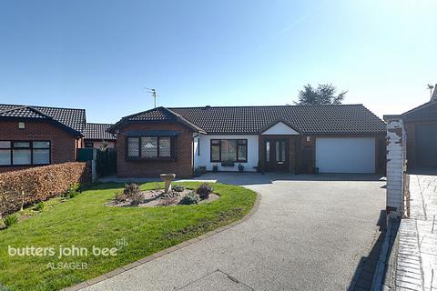 2 bedroom detached bungalow for sale, Wynbank Close, Bignall End