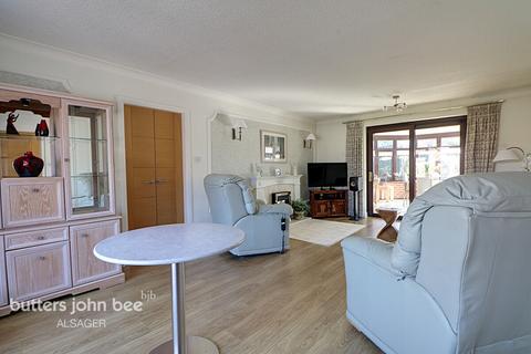 2 bedroom detached bungalow for sale, Wynbank Close, Bignall End