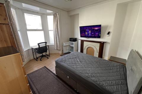undefined, Cowbridge Road, Bridgend CF31