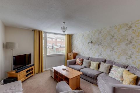 3 bedroom end of terrace house for sale, Caporn Close, Nottingham NG6