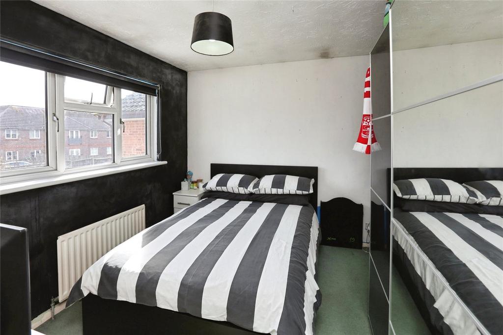 2nd Bedroom