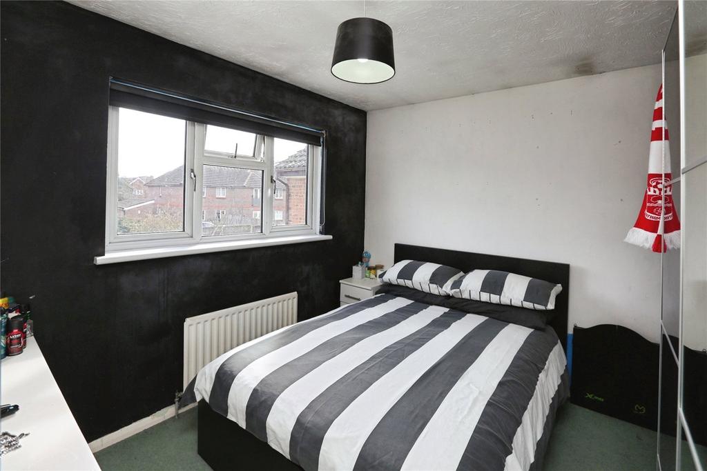 2nd Bedroom