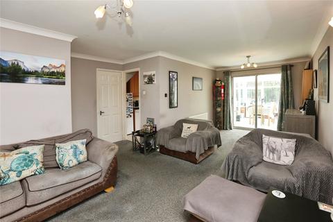3 bedroom detached house for sale, Primrose Way, Locks Heath, Hampshire, SO31
