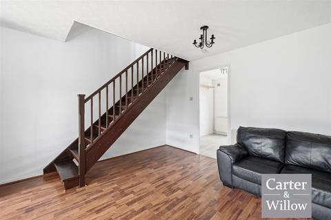 2 bedroom end of terrace house for sale, Blossom Close, Essex