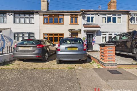 Windermere Avenue, Hornchurch