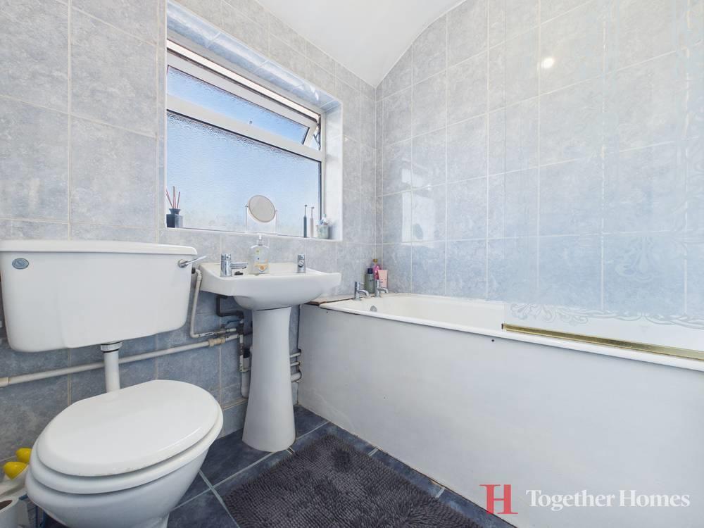 Family bathroom