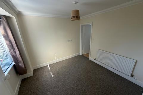 undefined, Manor Road, Bournemouth. One Double Bedroom, Third Floor Flat Available Now