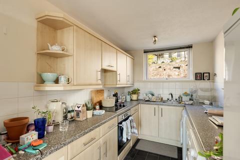 undefined, Windsor Court, Clifton