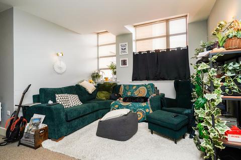 2 bedroom flat for sale, Green Lane, Sheffield S3