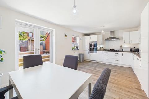 undefined, Weston Close, Calne SN11