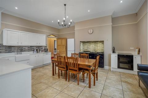 6 bedroom detached house for sale, Durham DH6