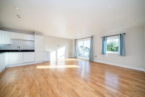 2 bedroom flat to rent, Acton Lane, London W4