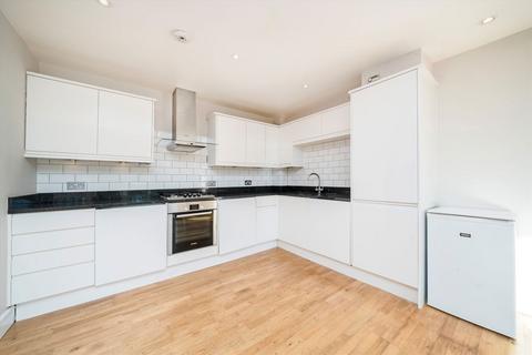 2 bedroom flat to rent, Acton Lane, London W4