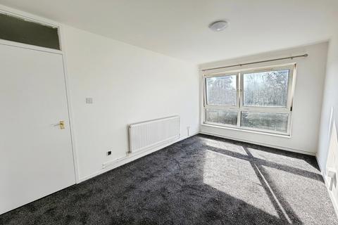 1 bedroom apartment to rent, Church Street, Dagenham RM10