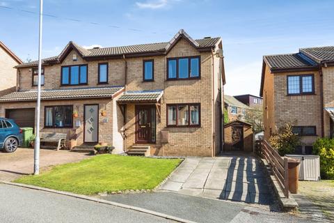 3 bedroom semi-detached house for sale, Highfield Rise, West Yorkshire WF2
