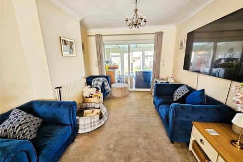 3 bedroom semi-detached house for sale, Park Avenue, Surrey TW20