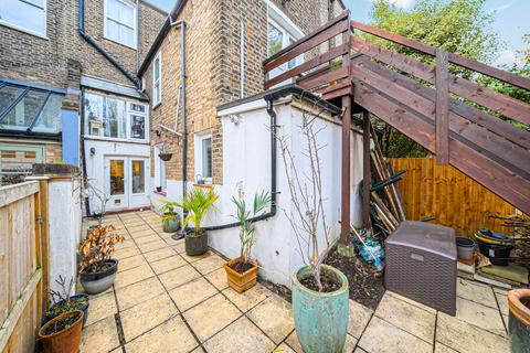 1 bedroom flat for sale, Lothair Road North, London, N4