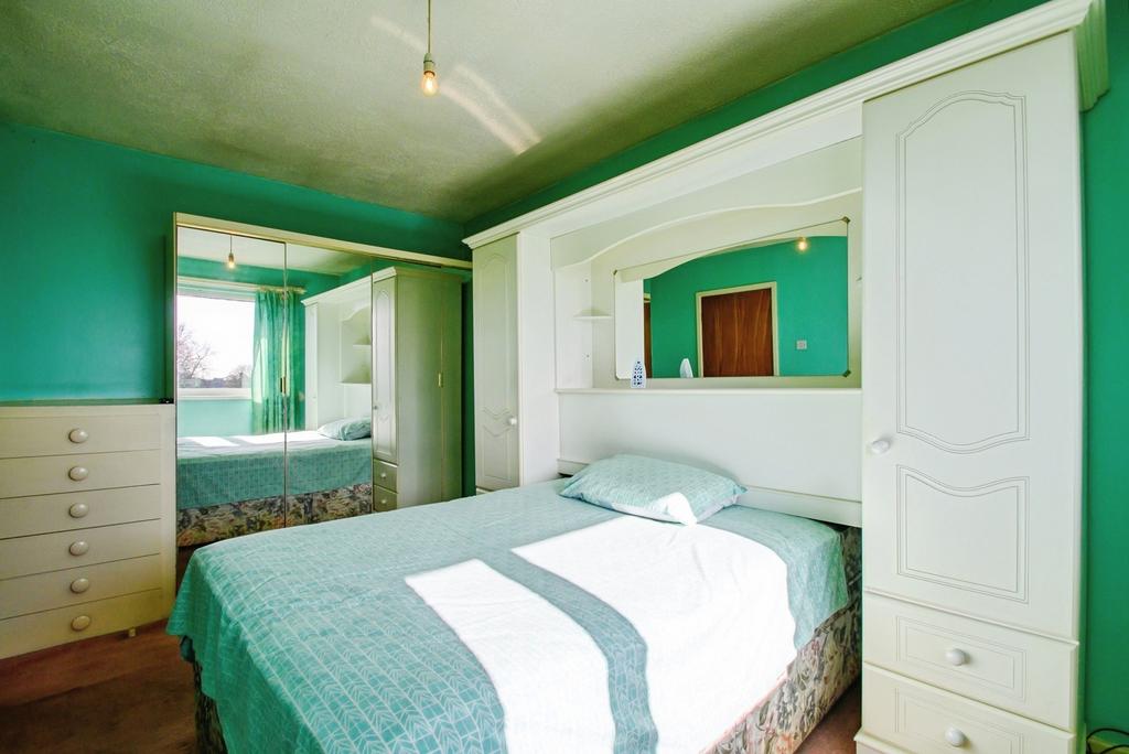 Bed1