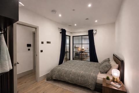 2 bedroom flat to rent, Clapham Road, LONDON