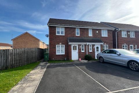 3 bedroom end of terrace house to rent, Babbage Gardens, Stockton-On-Tees
