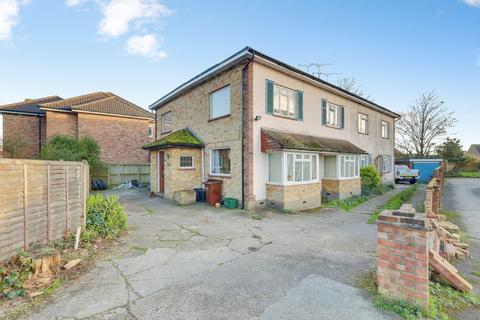 London Road, Benfleet, SS7