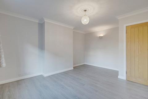2 bedroom flat for sale, London Road, Benfleet, SS7