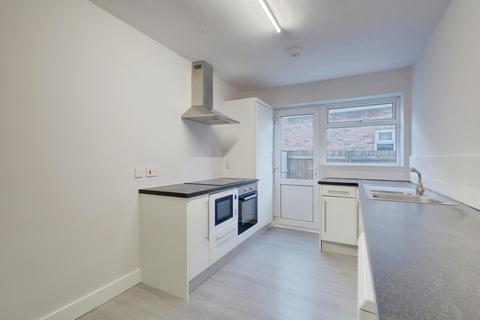 2 bedroom flat for sale, London Road, Benfleet, SS7