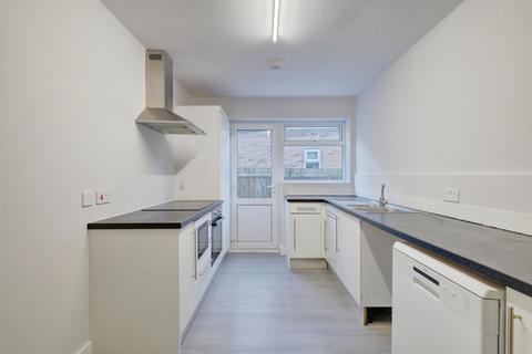 2 bedroom flat for sale, London Road, Benfleet, SS7