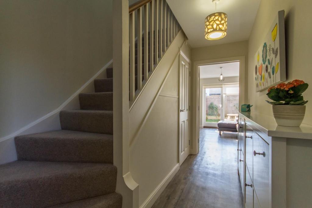 Hallway.jpg
