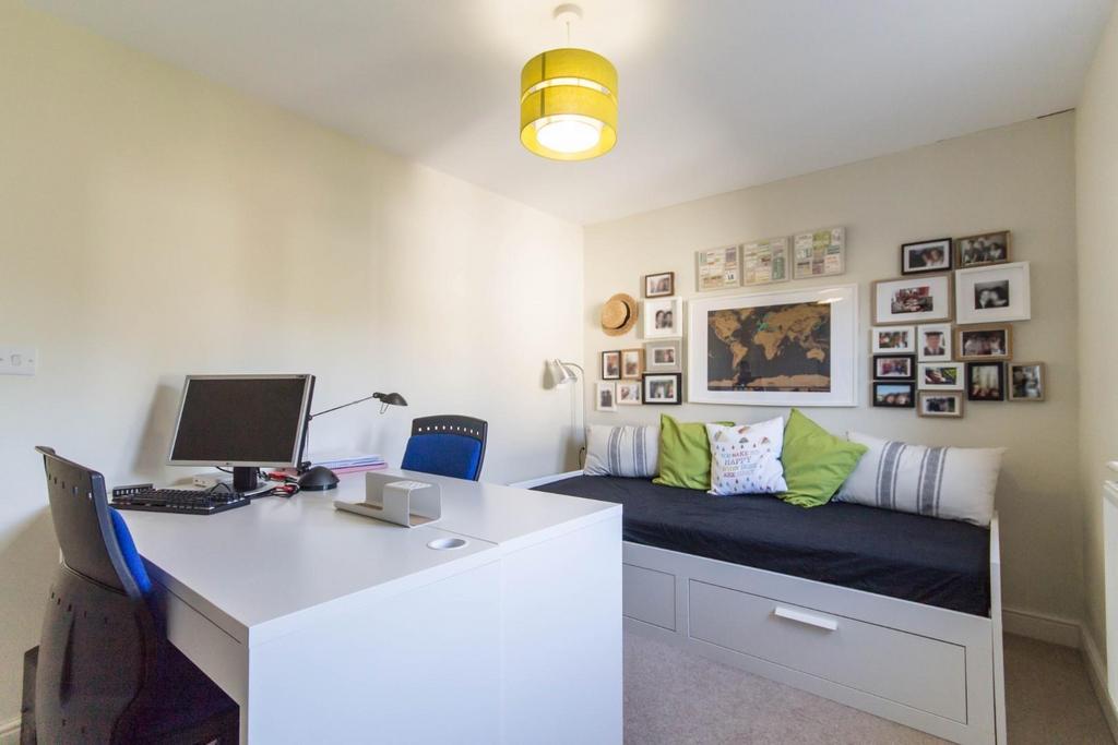 Bedroom 2.jpg
