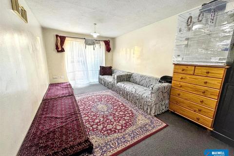 1 bedroom apartment to rent, Mavis Court, Raven Close