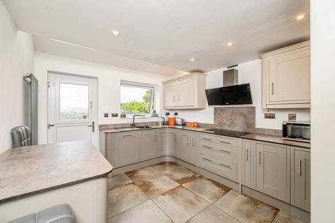 3 bedroom semi-detached house for sale, Baldwin Road, Kidderminster, DY10