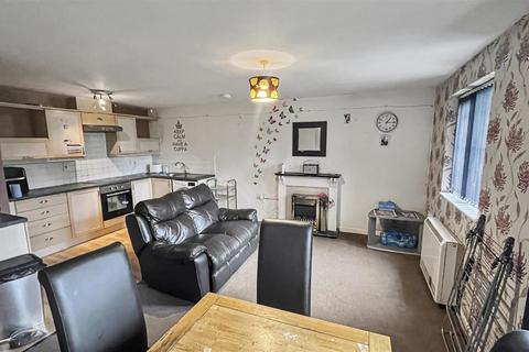 2 bedroom flat for sale, Yardley Wood Road, Birmingham B14