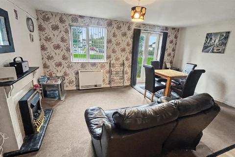2 bedroom flat for sale, Yardley Wood Road, Birmingham B14