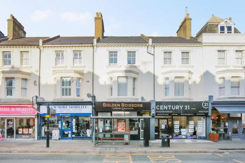 2 bedroom flat to rent, Church Road, Hove, BN3