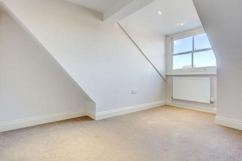 2 bedroom flat to rent, Church Road, Hove, BN3