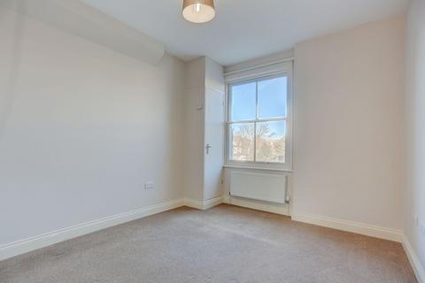 2 bedroom flat to rent, Church Road, Hove, BN3