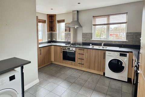 2 bedroom maisonette for sale, Whitmore Way, Horley