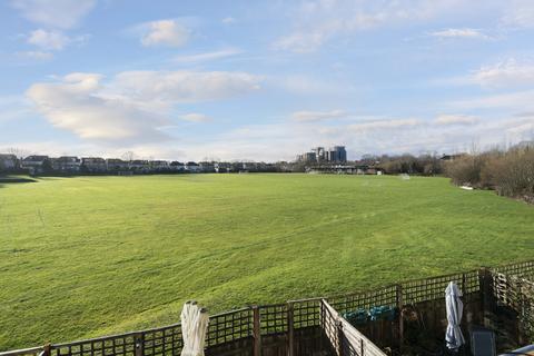 4 bedroom townhouse for sale, Greenview Drive, London, SW20