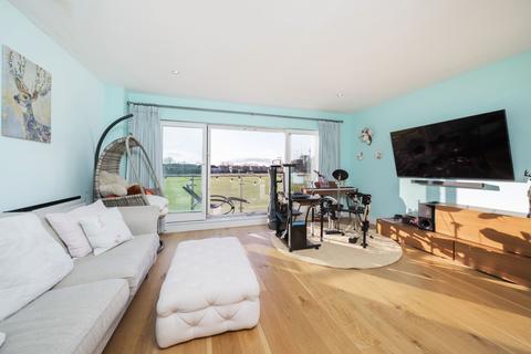 4 bedroom townhouse for sale, Greenview Drive, London, SW20