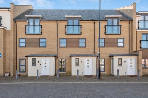 4 bedroom terraced house for sale, Sullivan Court, Biggleswade, Bedfordshire, SG18
