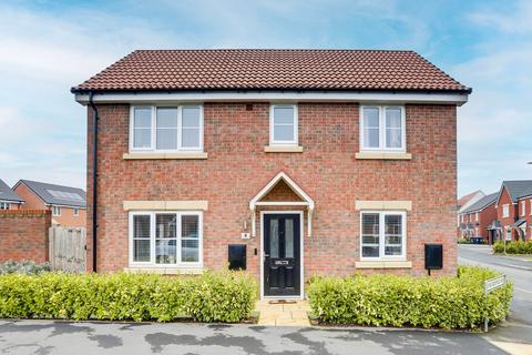 3 bedroom detached house for sale, Magee Close, Nottingham NG15