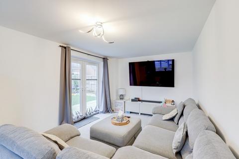 3 bedroom detached house for sale, Magee Close, Nottingham NG15