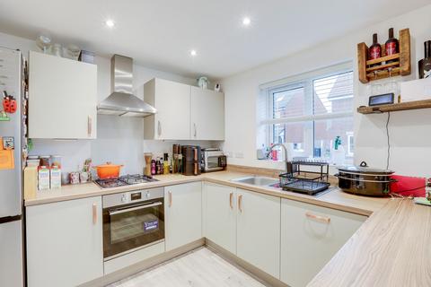 3 bedroom detached house for sale, Magee Close, Nottingham NG15