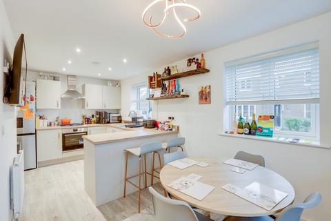 3 bedroom detached house for sale, Magee Close, Nottingham NG15