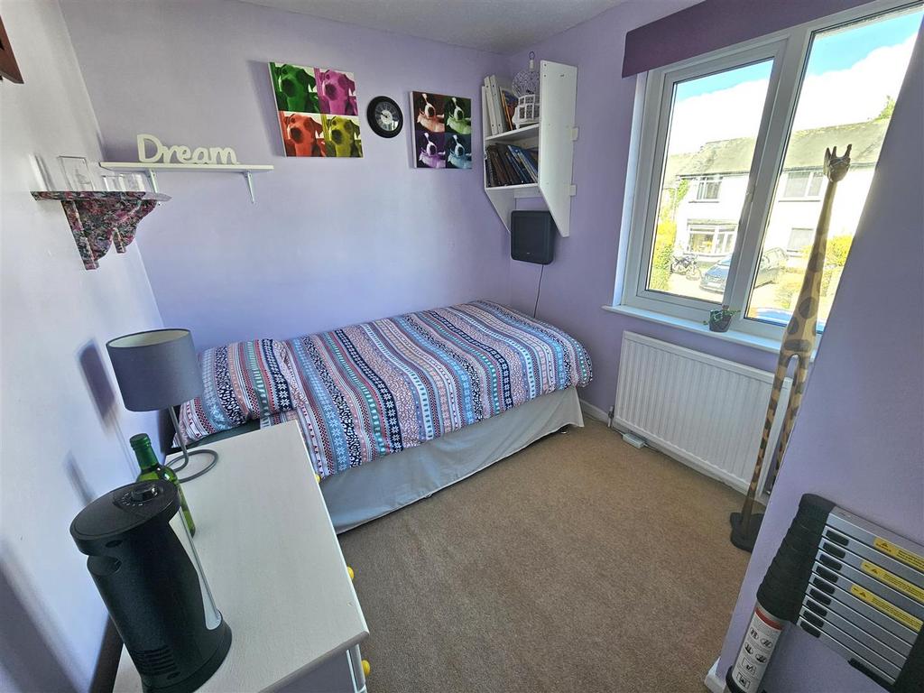 Bedroom 3.jpg