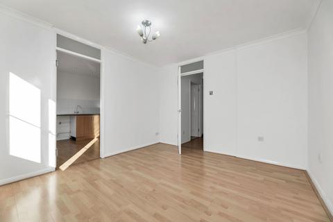 2 bedroom flat for sale, Limes Park Road, St. Ives PE27
